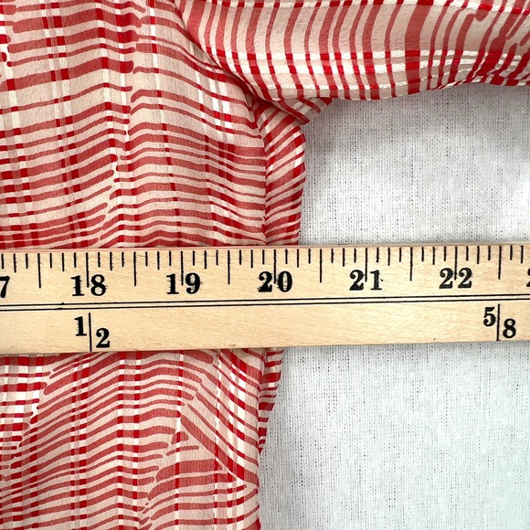 CARLISLE Vintage Shirt Womens 10 Red Cream Silk Short Sleeve Round Neck top - Picture 13 of 15